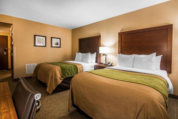 Quality Inn & Suites image 10